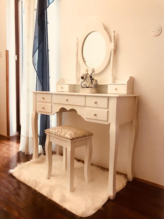 B. Ela Rooms Пореч Экстерьер фото